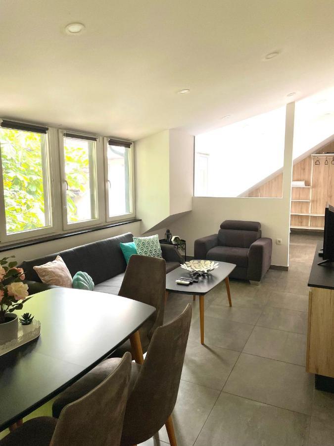 Khan Apartments Ljubljana Bagian luar foto