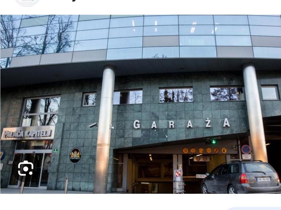 Khan Apartments Ljubljana Bagian luar foto