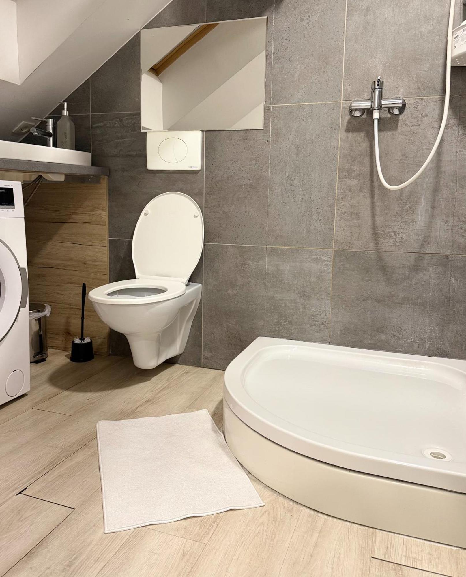 Khan Apartments Ljubljana Bagian luar foto