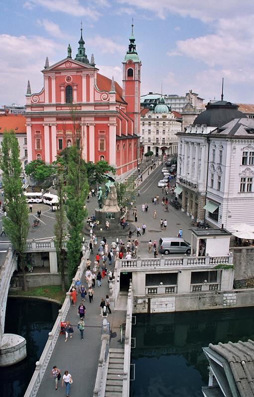 Khan Apartments Ljubljana Bagian luar foto